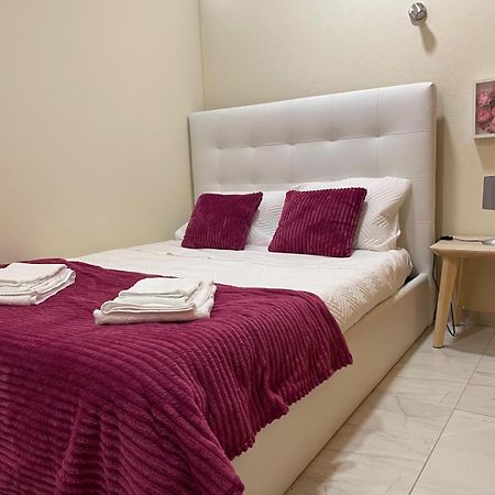 פורטימאו T2 With Pool, 300M From The Beach מראה חיצוני תמונה