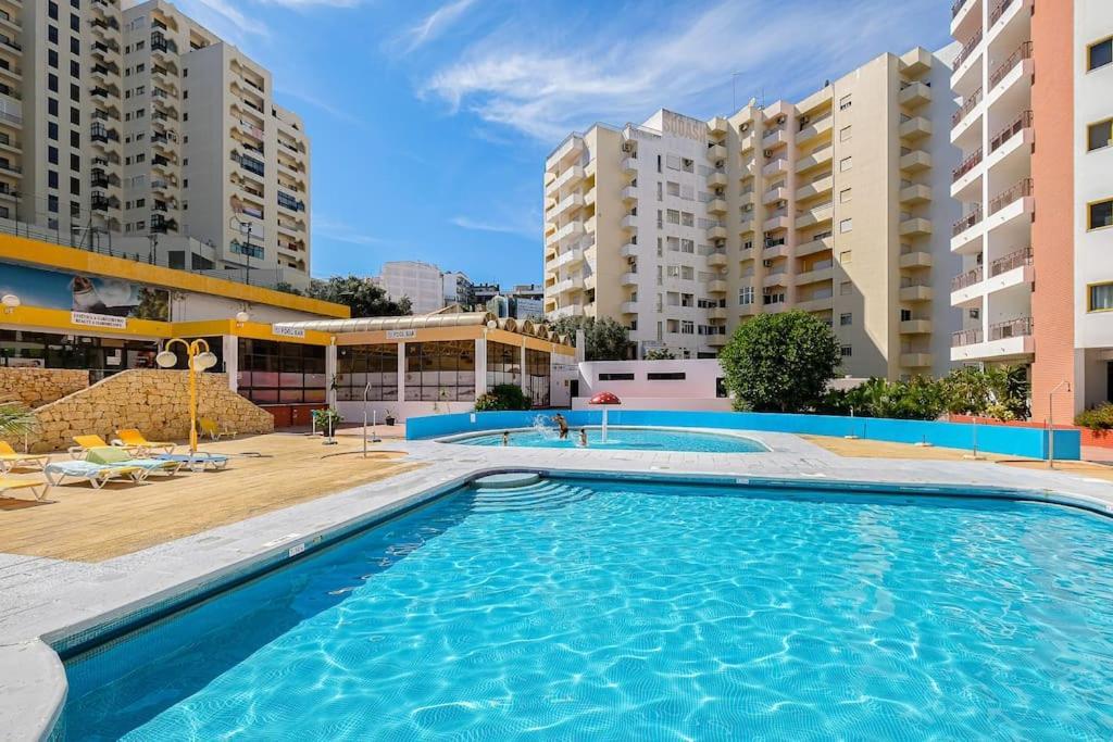 פורטימאו T2 With Pool, 300M From The Beach מראה חיצוני תמונה
