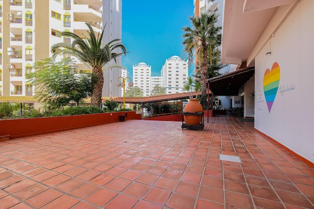 פורטימאו T2 With Pool, 300M From The Beach מראה חיצוני תמונה