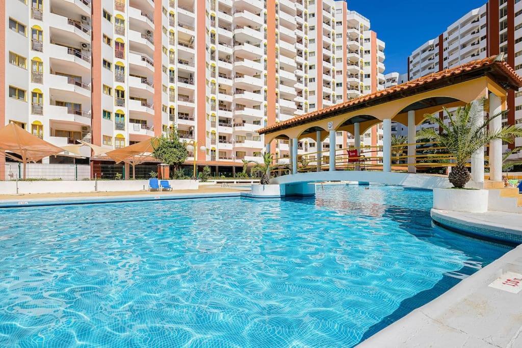 פורטימאו T2 With Pool, 300M From The Beach מראה חיצוני תמונה