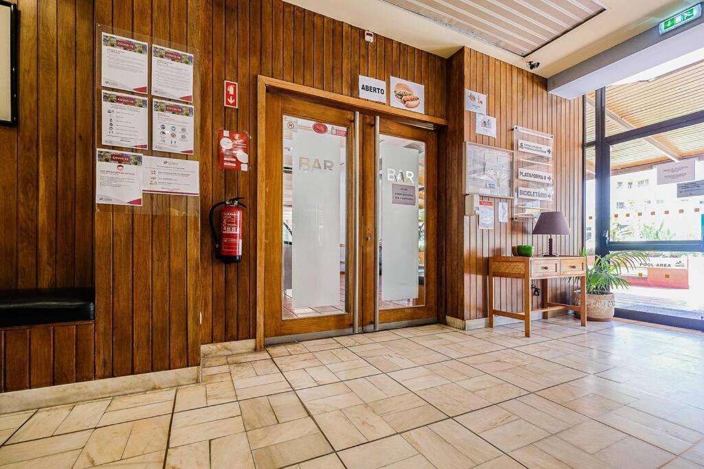 פורטימאו T2 With Pool, 300M From The Beach מראה חיצוני תמונה