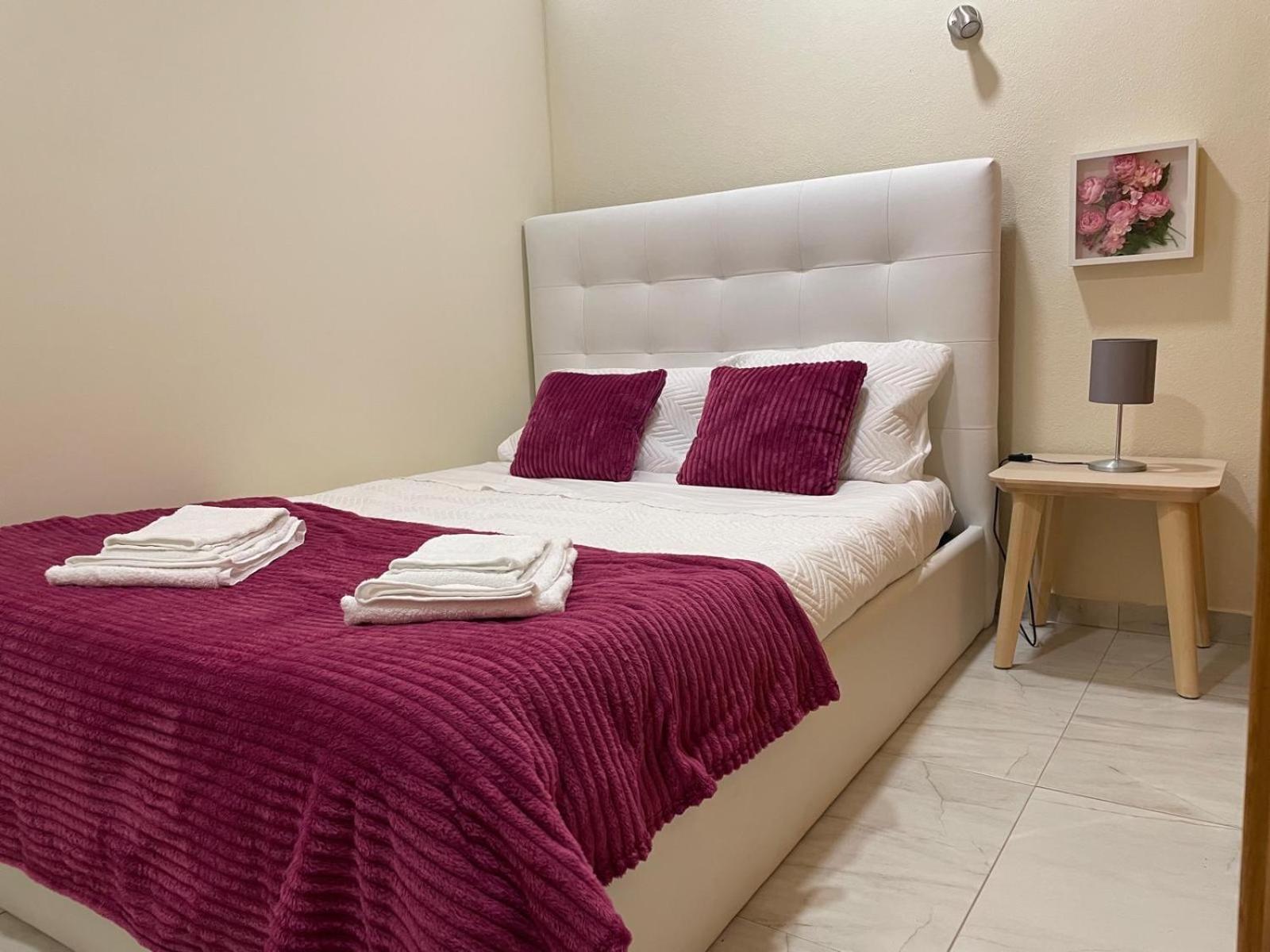 פורטימאו T2 With Pool, 300M From The Beach מראה חיצוני תמונה