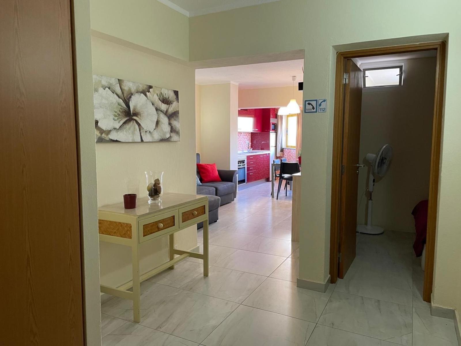 פורטימאו T2 With Pool, 300M From The Beach מראה חיצוני תמונה