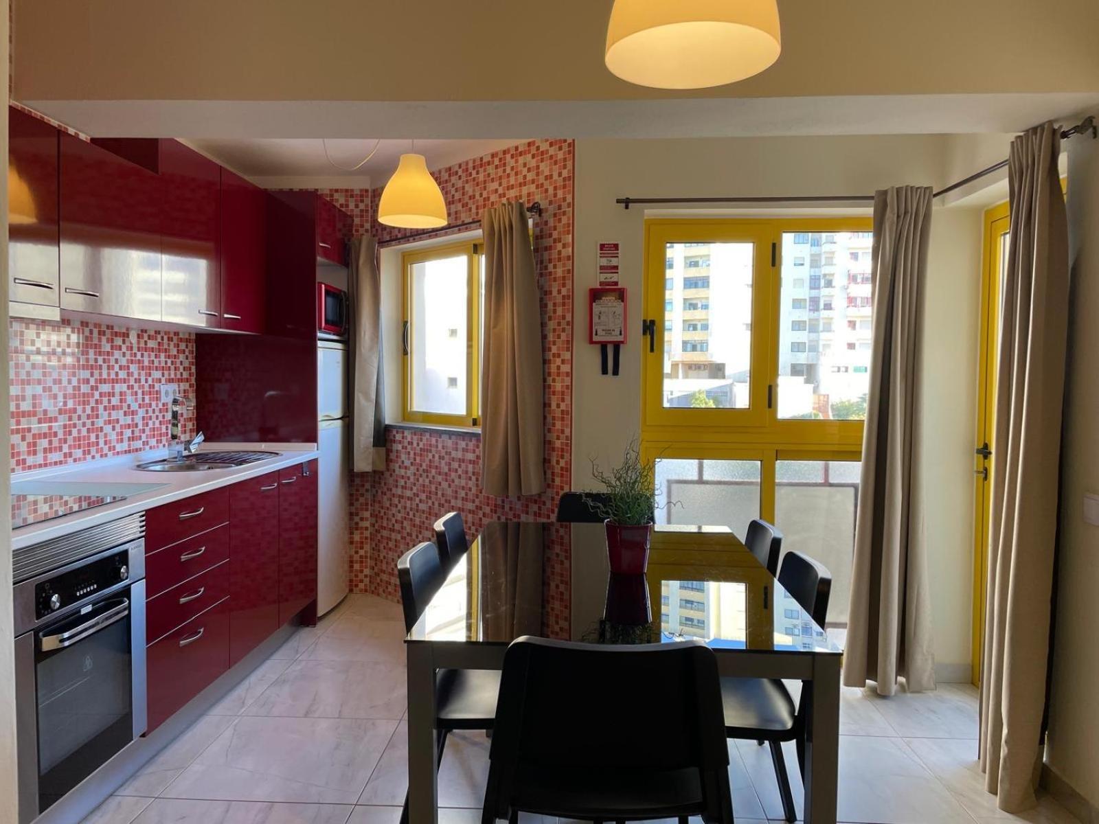 פורטימאו T2 With Pool, 300M From The Beach מראה חיצוני תמונה